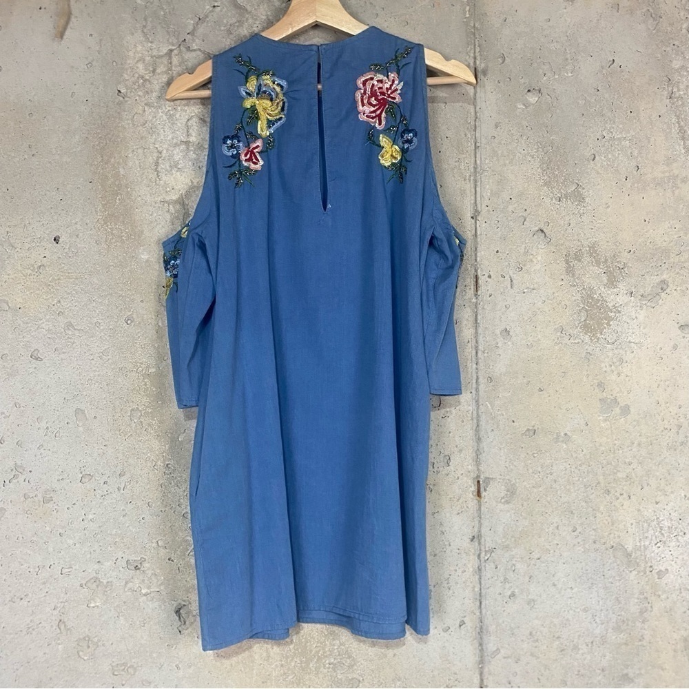 Zara blue chambray floral embroidered boho cold shoulder shift dress medium - Picture 5 of 9